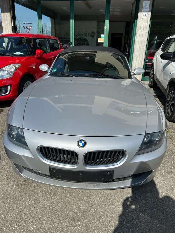 Grigio Usata 2006 BMW Z4 Cabrio | 15.499 € (Buon prezzo) - Immagine 1/4