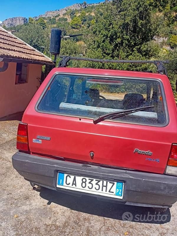 Usata Fiat Panda Young 34 CV (25 kW) 2002 Rosso Utilitaria