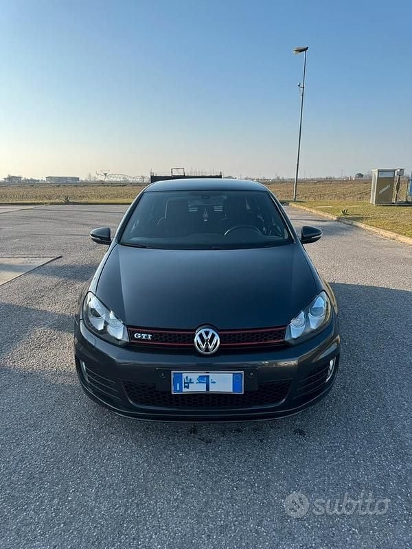 Usata VW Golf VI GTI 211 CV (155 kW) 2011 Nero Utilitaria