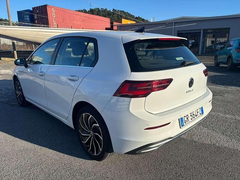 Usata VW Golf VIII Style 131 CV (96 kW) 2023 Bianco Berlina