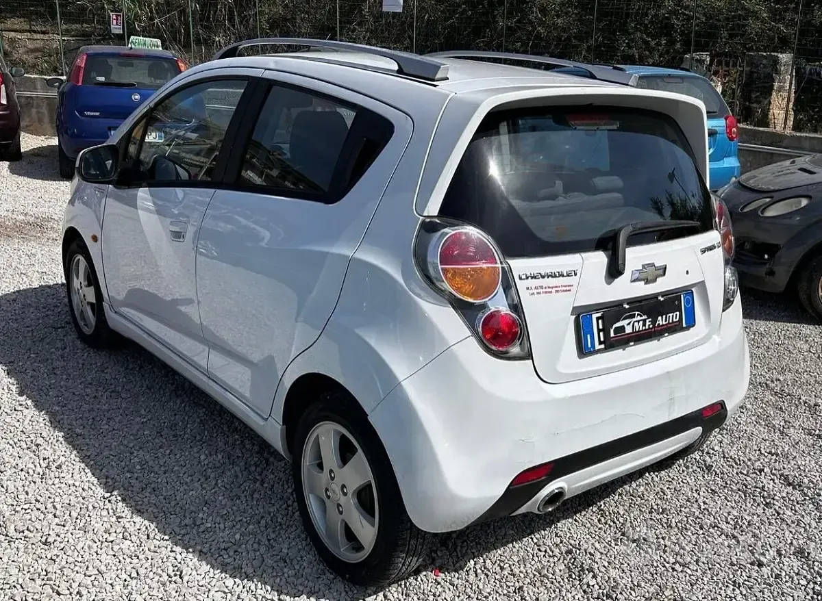 Usata Chevrolet Spark LS 65 CV (47 kW) 2013 Bianco Utilitaria