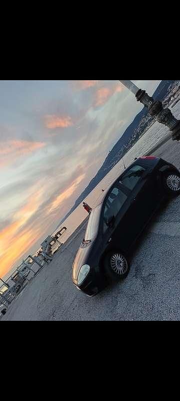 Usata Fiat Grande Punto 65 CV (47 kW) 2008 Nero Utilitaria