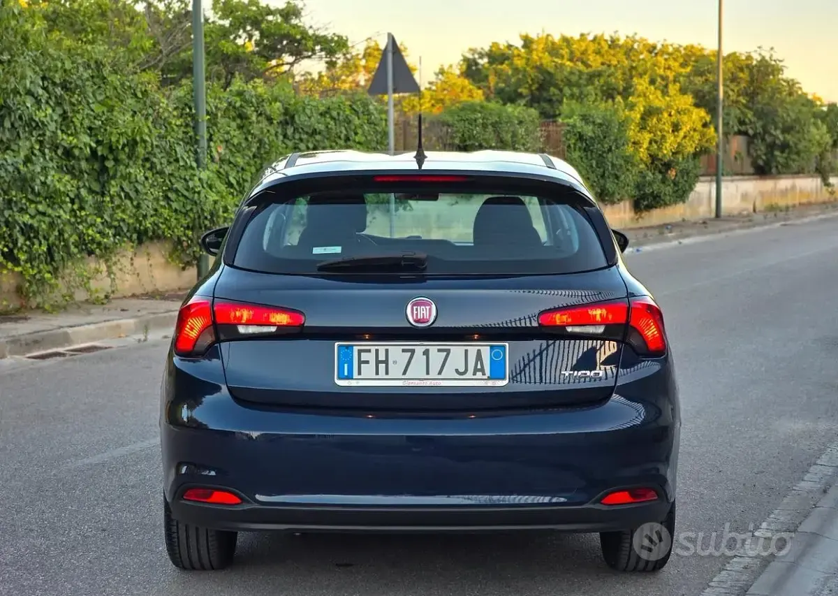 Usata Fiat Tipo 95 CV (69 kW) 2018 Bluazzurro Berlina