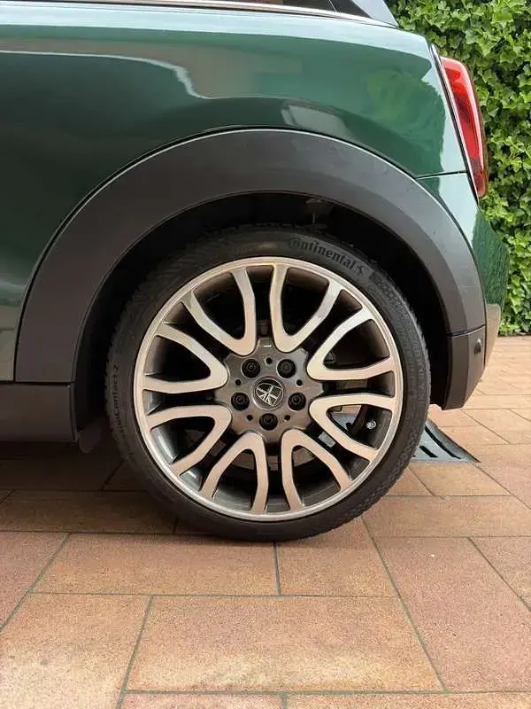 Usata Mini Cooper D Hype 116 CV (85 kW) 2018 Utilitaria