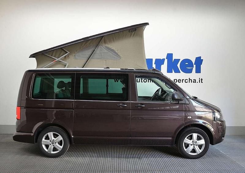 Usata VW California Beach 140 CV (102 kW) 2012 Viola met Furgone