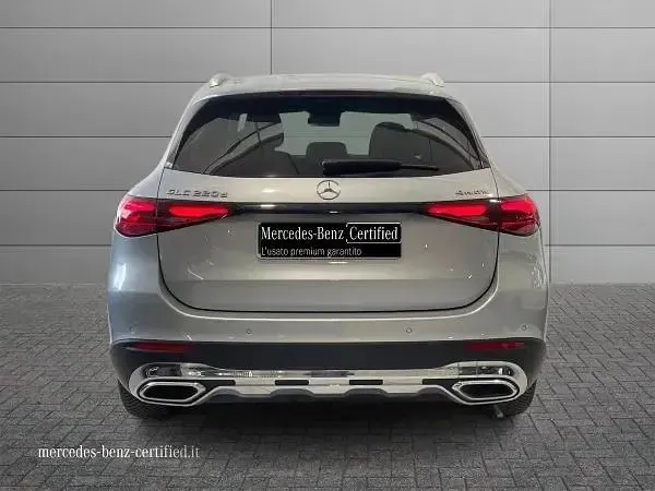 Usata Mercedes GLC220 Advanced Plus 197 CV (144 kW) 2023 Argento metallizzato SUV