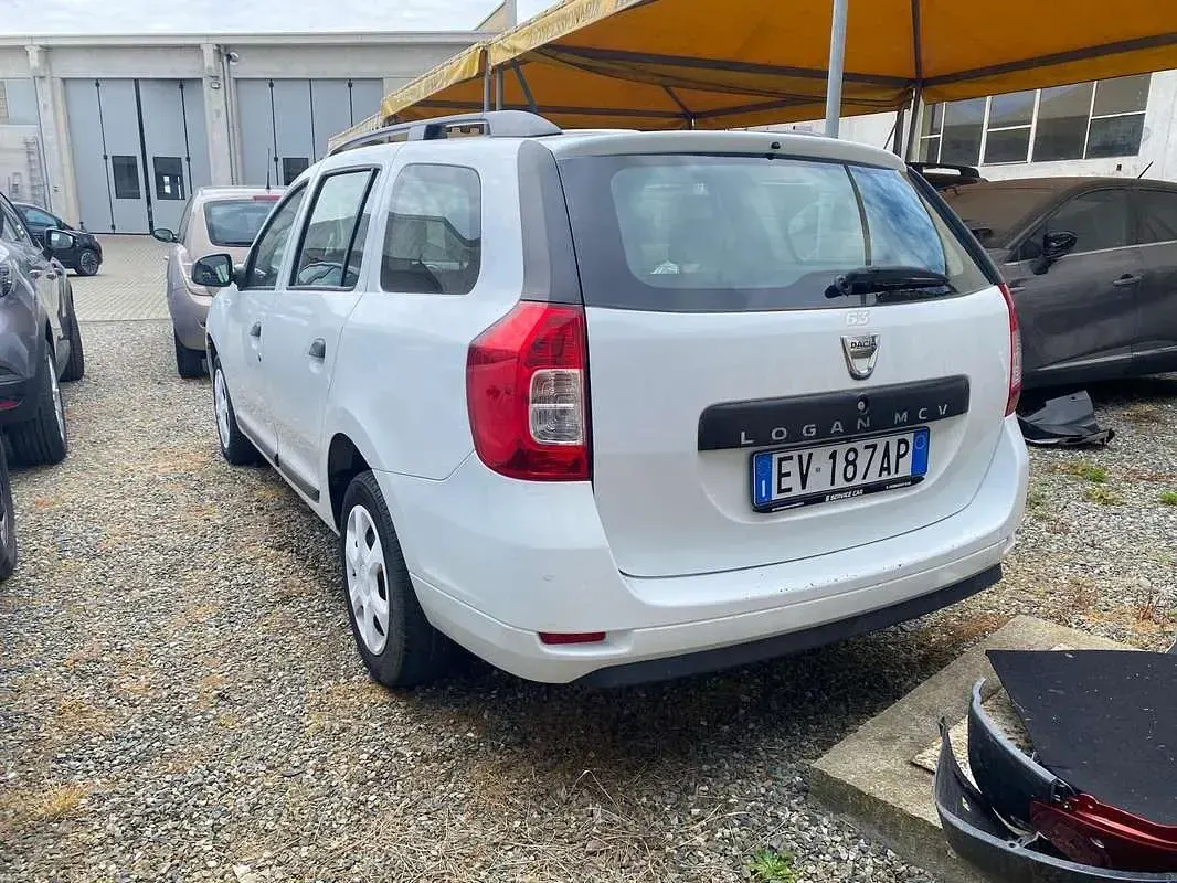 Usata Dacia Logan MCV Ambiance 72 CV (52 kW) 2014 Station wagon