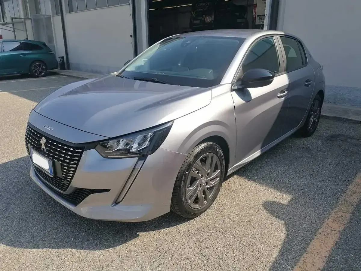 Usata Peugeot 208 Active 75 CV (55 kW) 2022 Grigio Utilitaria