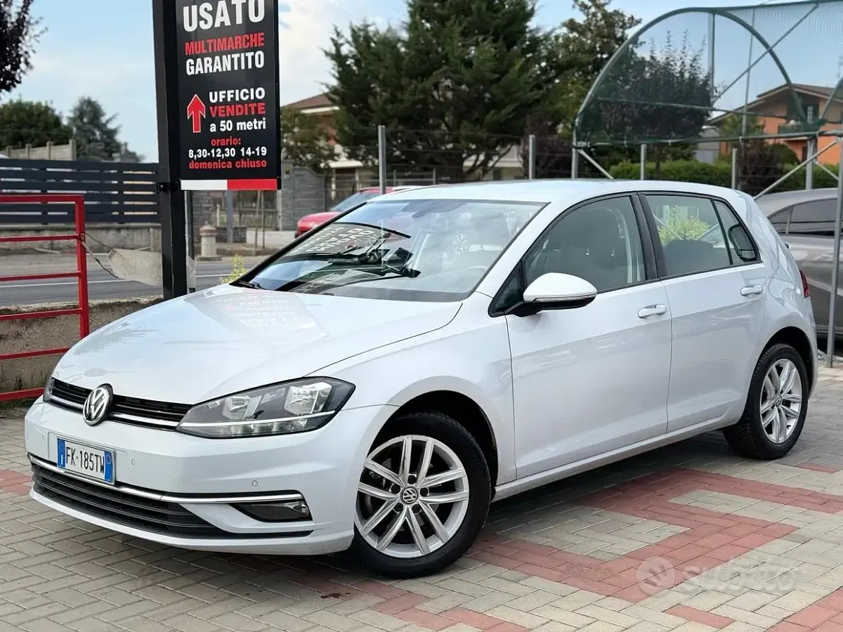 Usata VW Golf VII Sport 116 CV (85 kW) 2017 Bianco Berlina