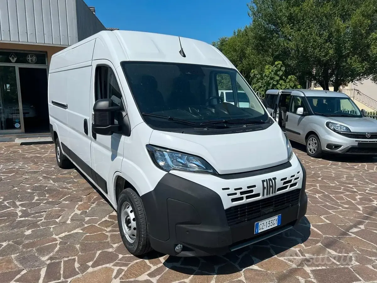 Usata Fiat Ducato 140 CV (102 kW) 2025 Bianco Furgone