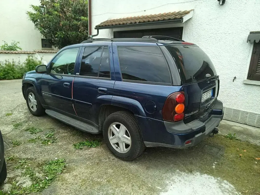 Usata Chevrolet TrailBlazer LTZ 273 CV (200 kW) 2002 Bluazzurro SUV
