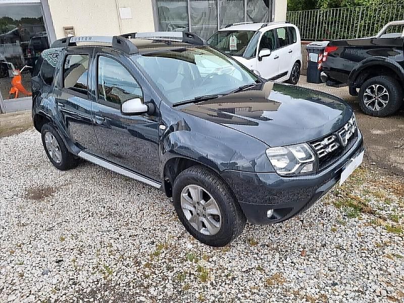 Usata Dacia Duster 109 CV (80 kW) 2017 Grigio SUV