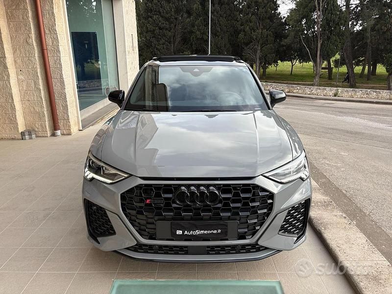 Usata Audi RS Q3 Sportback Sport 400 CV (294 kW) 2023 Grigio SUV