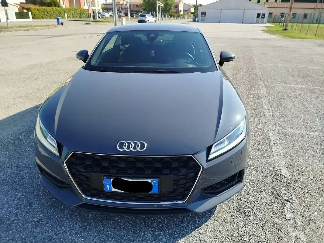 Usata Audi TT Ambiente 197 CV (144 kW) 2019 Coupé