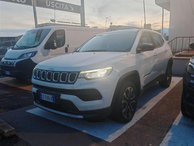Usata Jeep Compass Altitude 131 CV (96 kW) 2024 Bianco SUV