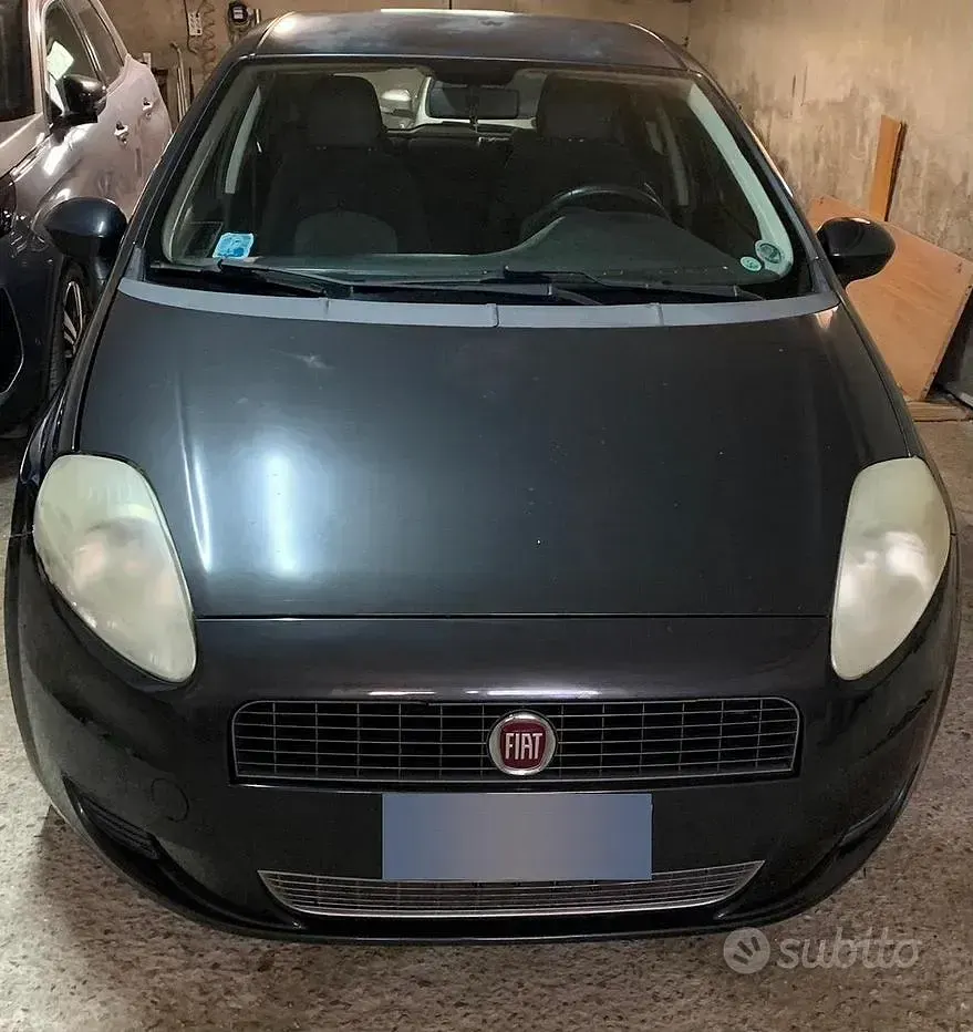 Usata Fiat Grande Punto 90 CV (66 kW) 2009 Grigio Utilitaria