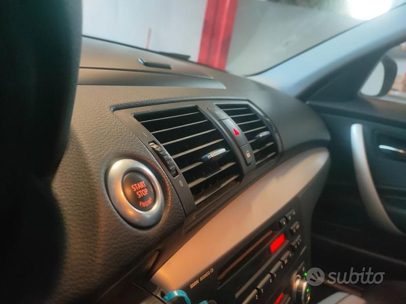 Usata BMW 116 Efficient Dynamics 122 CV (89 kW) 2011 Grigio Utilitaria