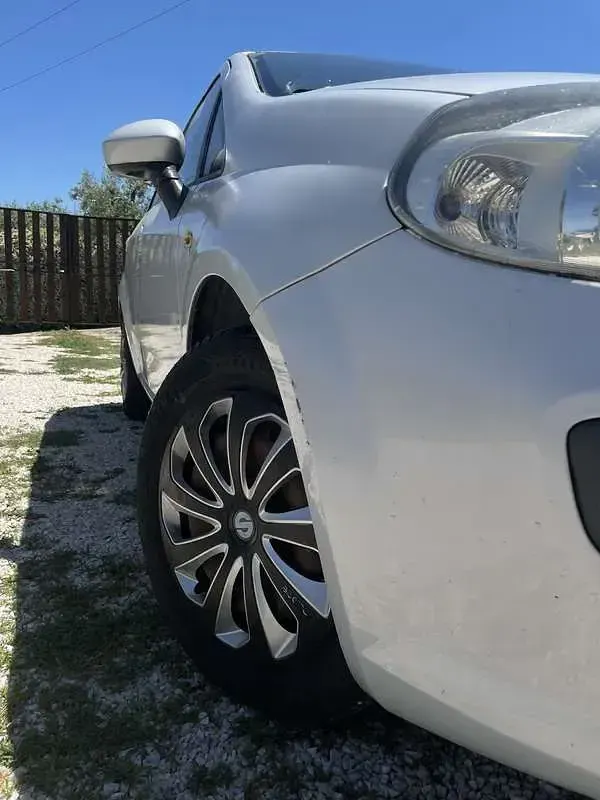 Usata Fiat Punto Evo Dynamic 75 CV (55 kW) 2012 Utilitaria