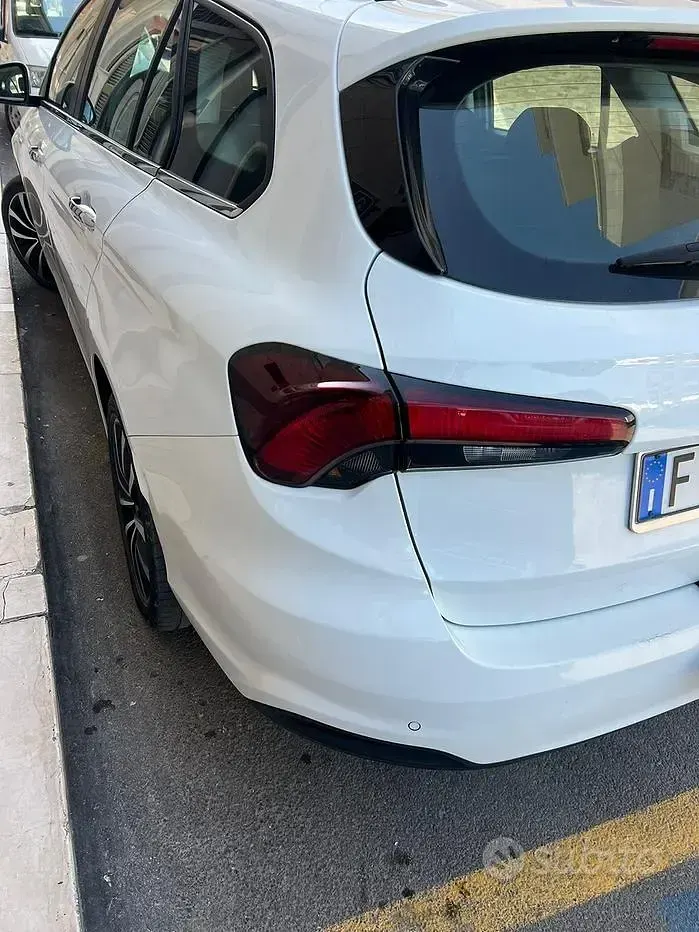 Usado Fiat Tipo 120 HP (88 kW) 2019 Carrinha