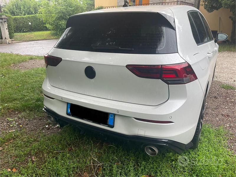 Usata VW Golf VII 130 CV (95 kW) 2021 Utilitaria