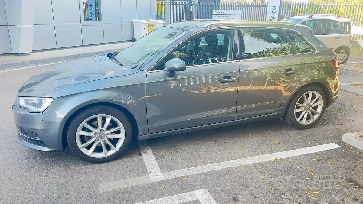 Usata Audi A3 105 CV (77 kW) 2013 Berlina