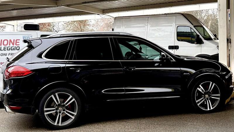 Usata Porsche Cayenne 245 CV (180 kW) 2013 Nero SUV