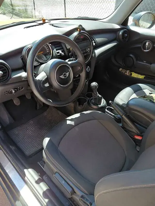 Usata Mini ONE 75 CV (55 kW) 2015 Utilitaria