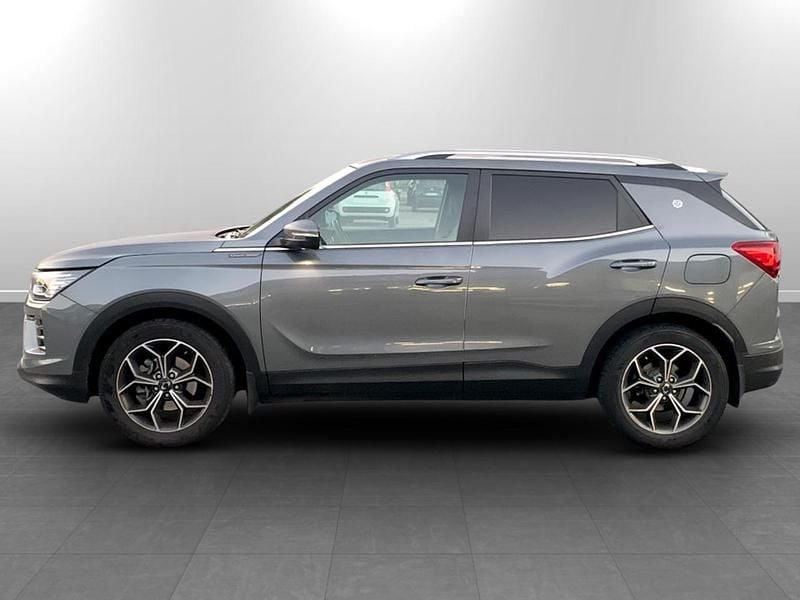 Usata SsangYong Korando 136 CV (100 kW) 2021 Grigio SUV
