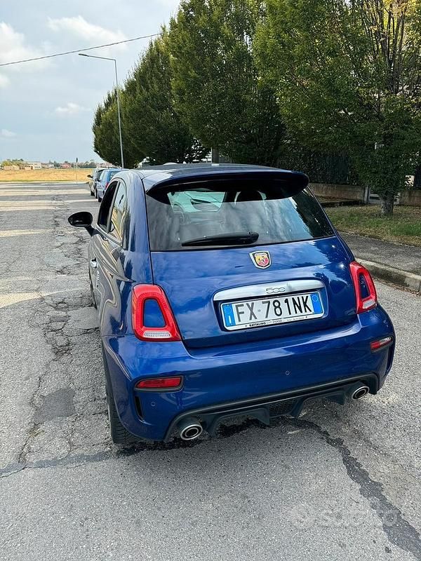 Usata Abarth 595 145 CV (106 kW) 2019 Blu Berlina