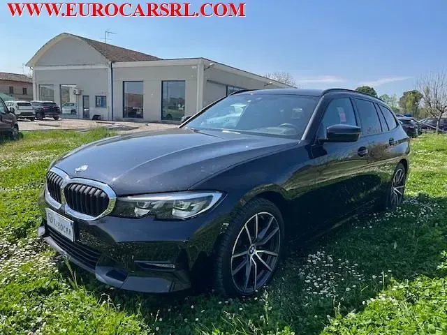 Begagnad BMW 318 Sport Line 150 HK (110 kW) 2021 Svart Kombi