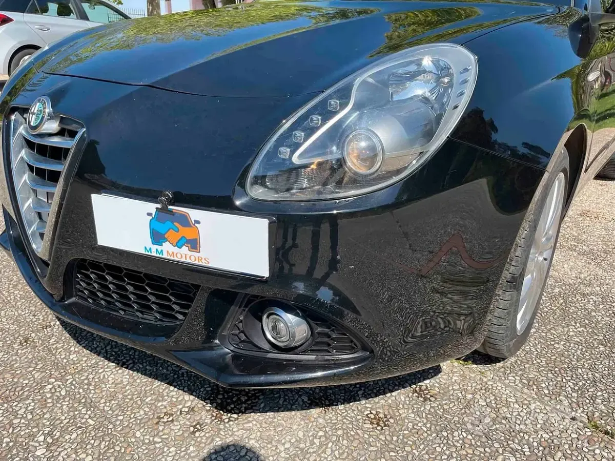 Gebraucht Alfa Romeo Giulietta Distinctive 120 PS (88 kW) 2015 Schwarz Kleinwagen
