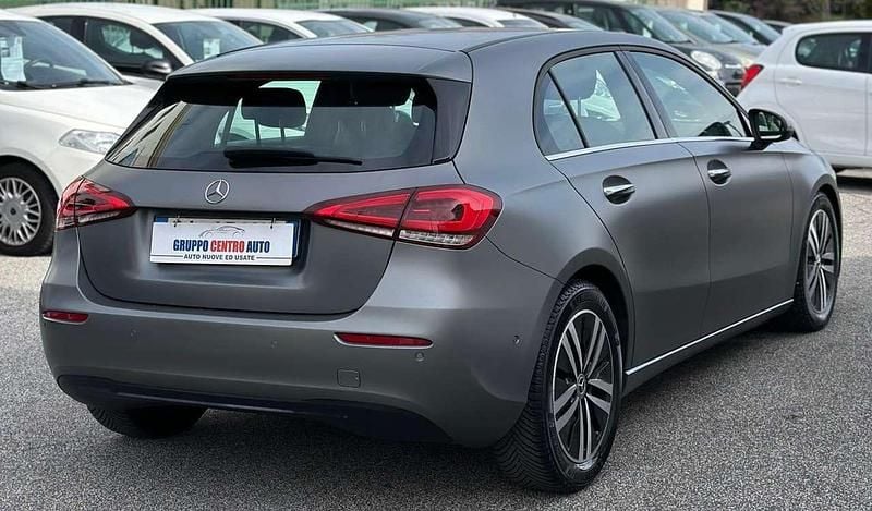 Usata Mercedes A180 Advanced 116 CV (85 kW) 2020 Grigio Berlina