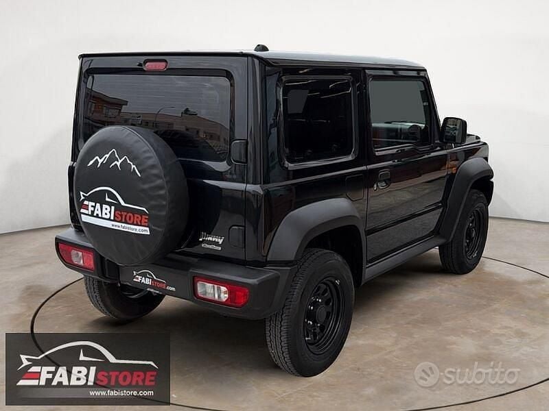 Usata Suzuki Jimny 102 CV (75 kW) 2023 Nero SUV