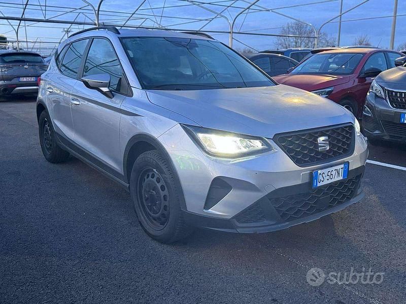 Usata Seat Arona 95 CV (69 kW) 2023 Grigio SUV