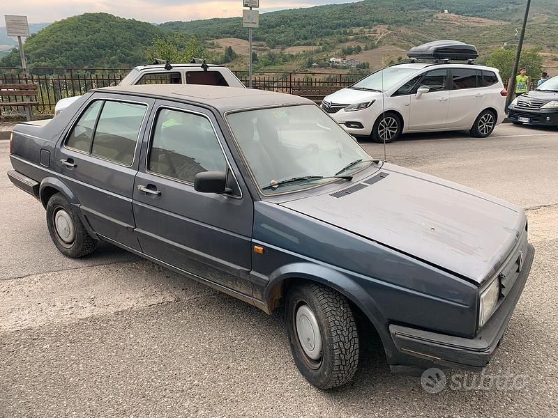 Usata VW Jetta 54 CV (39 kW) 1989 Blu Berlina
