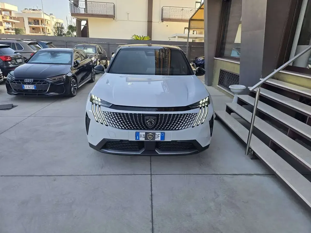 Usata Peugeot 3008 GTi 136 CV (100 kW) 2025 Bianco SUV