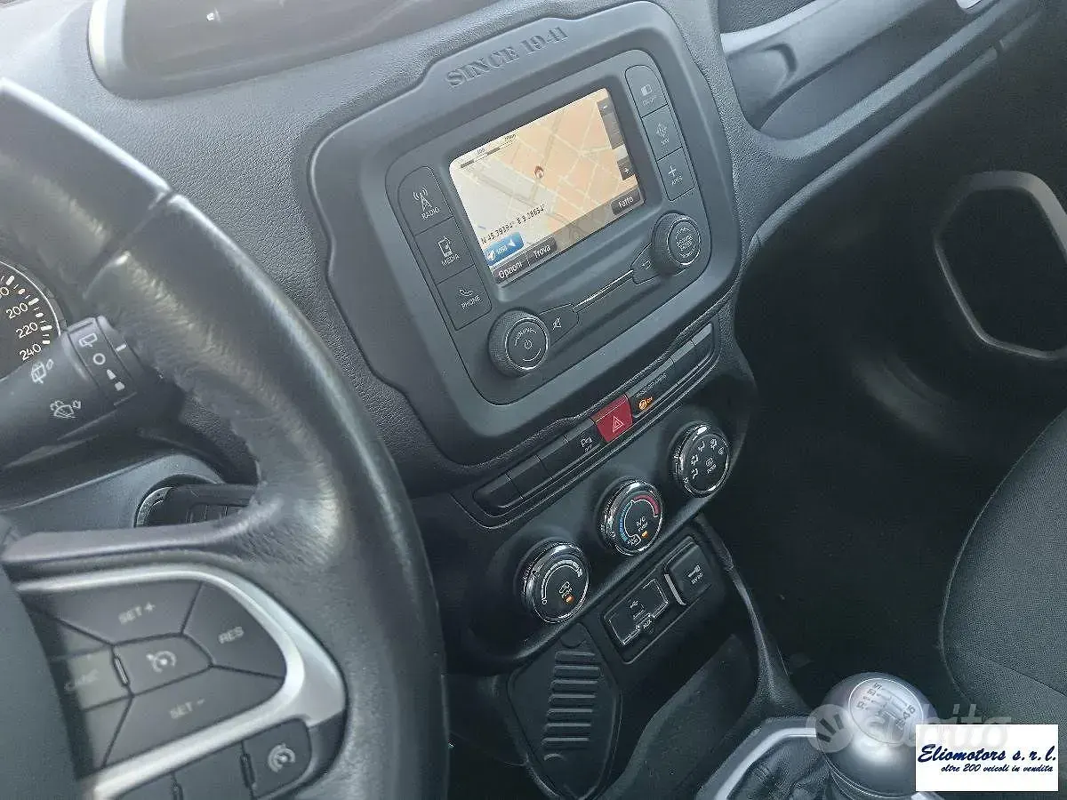 Usata Jeep Renegade Longitude 120 CV (88 kW) 2017 Nero SUV