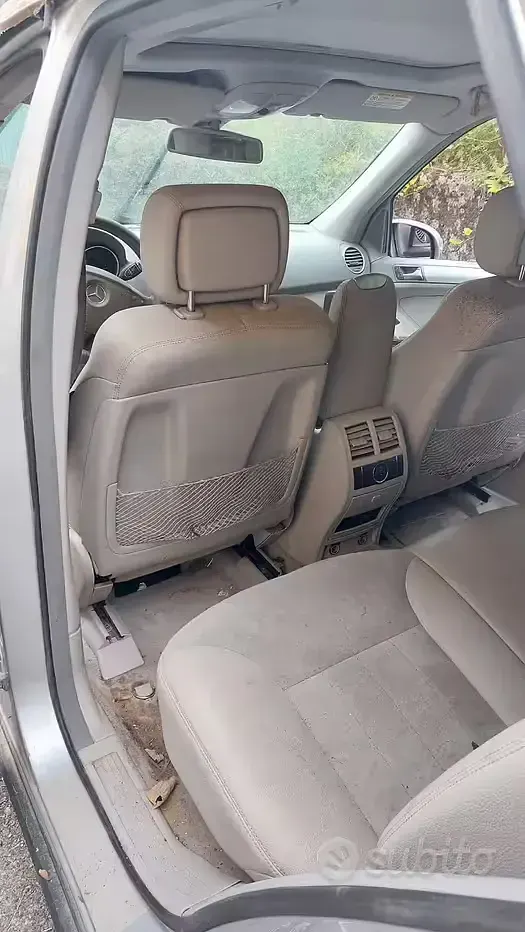 Usata Mercedes ML280 190 CV (139 kW) 2006 Grigio SUV