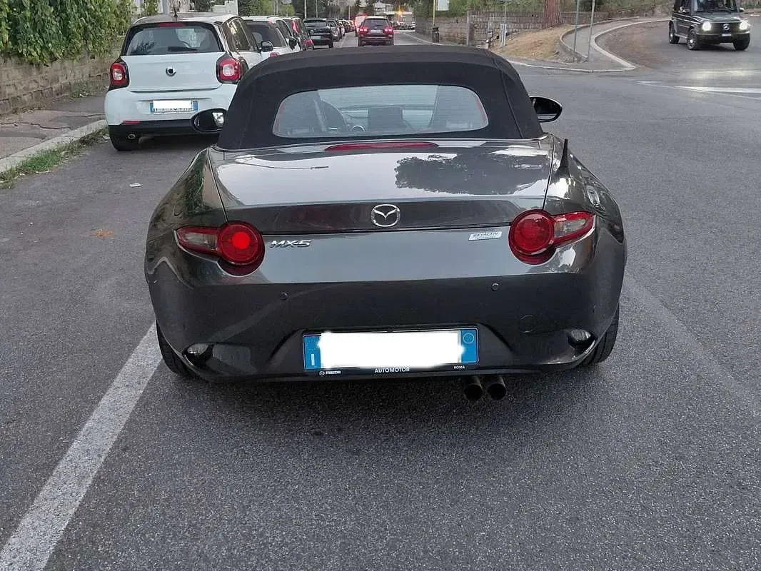 Usata Mazda MX5 Exceed 132 CV (97 kW) 2019 Grigio Cabrio