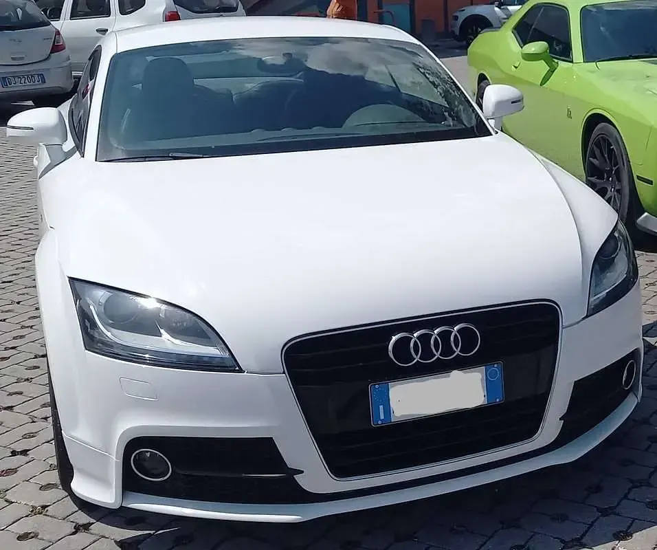 Usata Audi TT Ambiente 160 CV (117 kW) 2011 Bianco Coupé