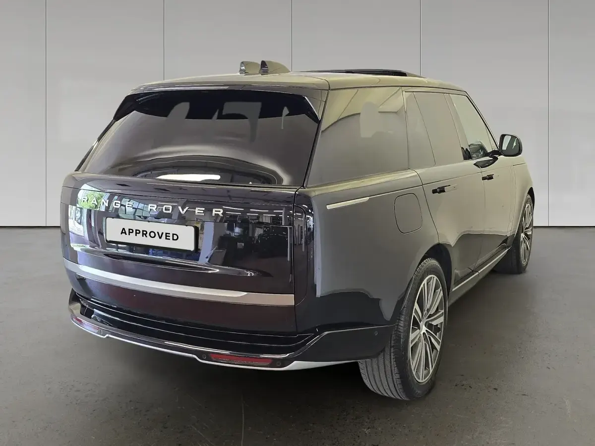 Usata Land Rover Range Rover HSE 249 CV (183 kW) 2025 Santorini black SUV