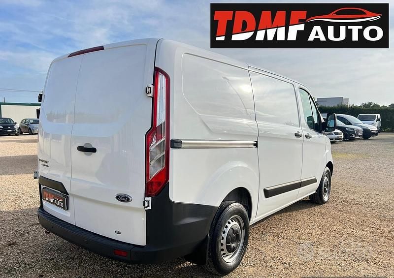 Usata Ford Transit Custom 105 CV (77 kW) 2018 Bianco Berlina