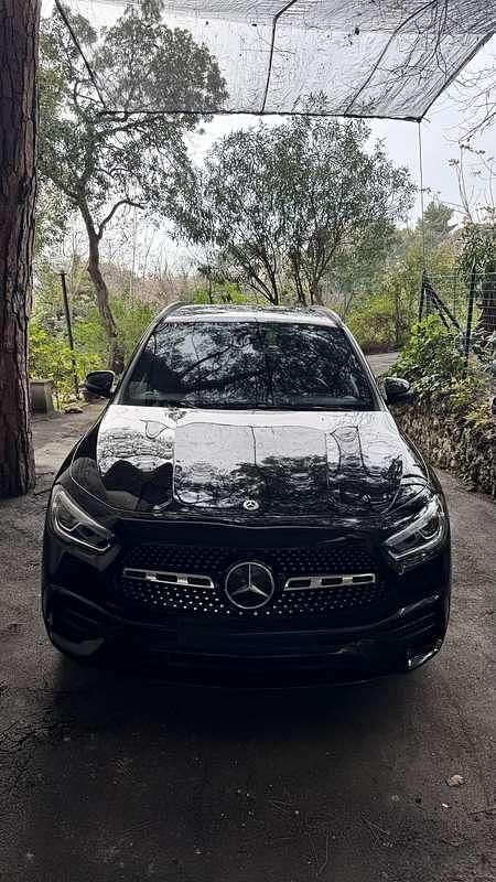 Usata Mercedes GLA200 Premium 150 CV (110 kW) 2023 Nero SUV