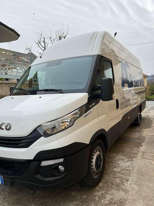 Usata Iveco Daily 155 CV (114 kW) 2019 Bianco Furgone