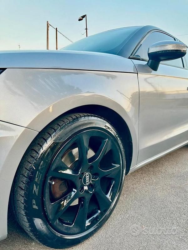 Usata Audi A1 116 CV (85 kW) 2015 Grigio Utilitaria