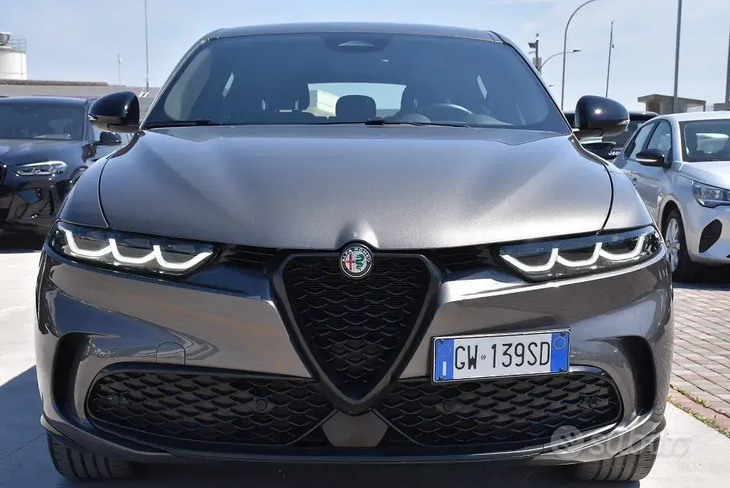 Usata Alfa Romeo Tonale Sprint 131 CV (96 kW) 2024 Grigio SUV