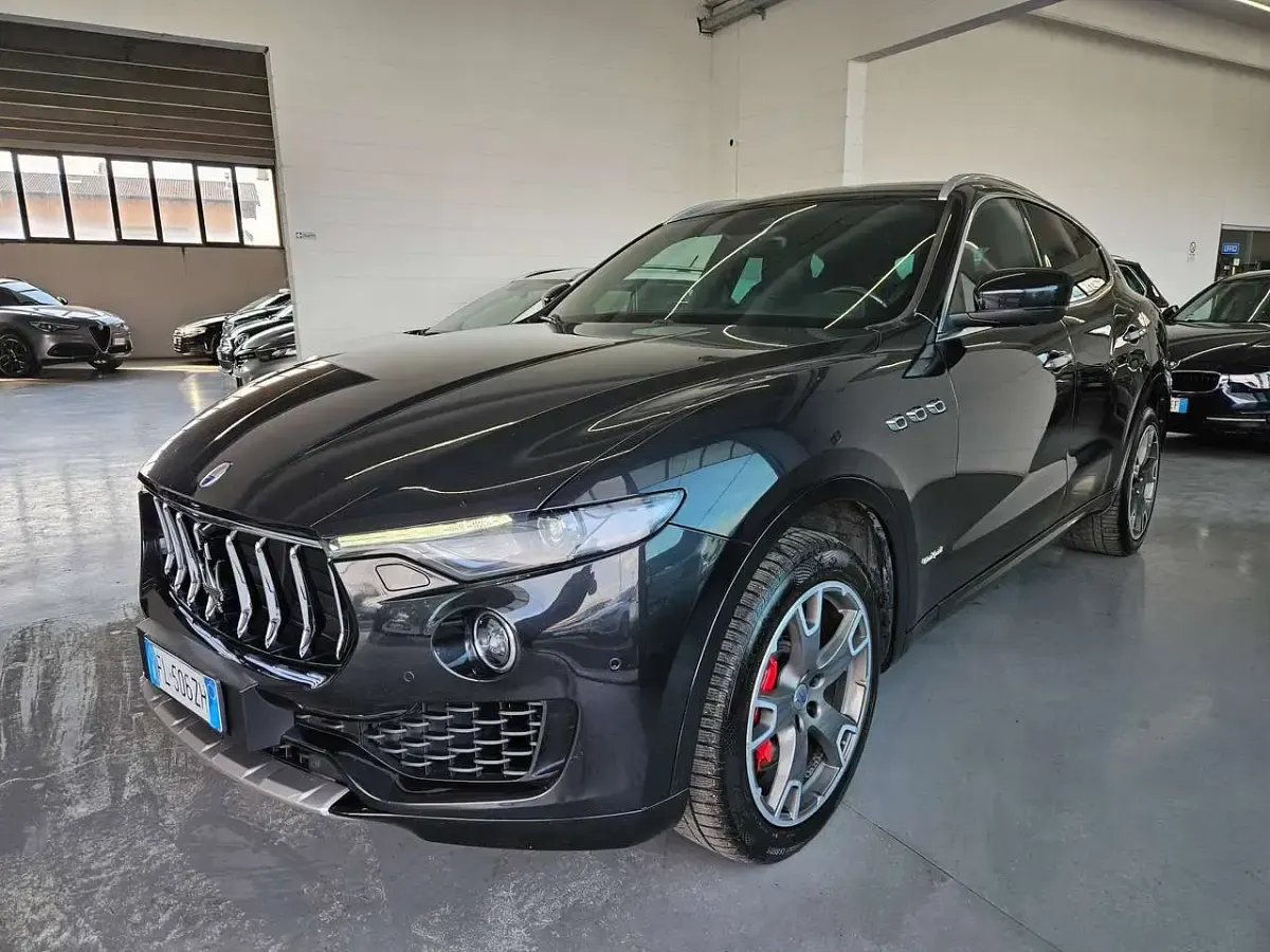 Usata Maserati Levante 430 CV (316 kW) 2017 Nero SUV