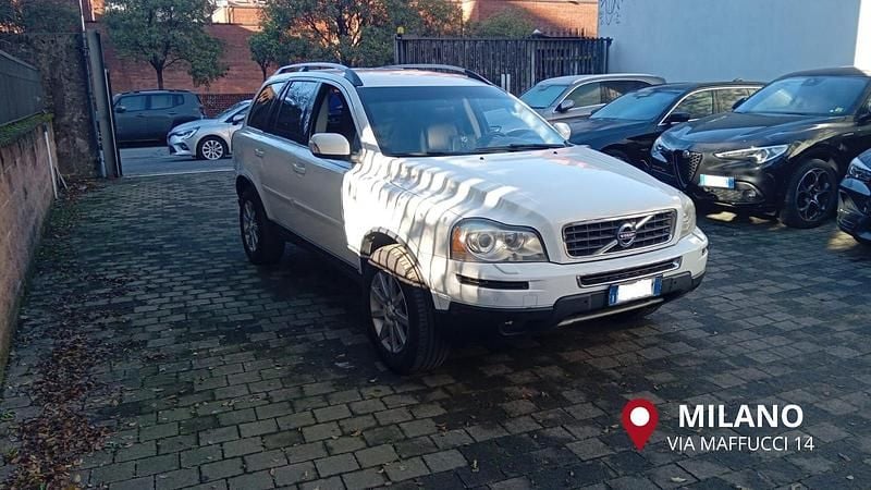 Usata Volvo XC90 Executive 200 CV (147 kW) 2011 Bianco metallizzato SUV