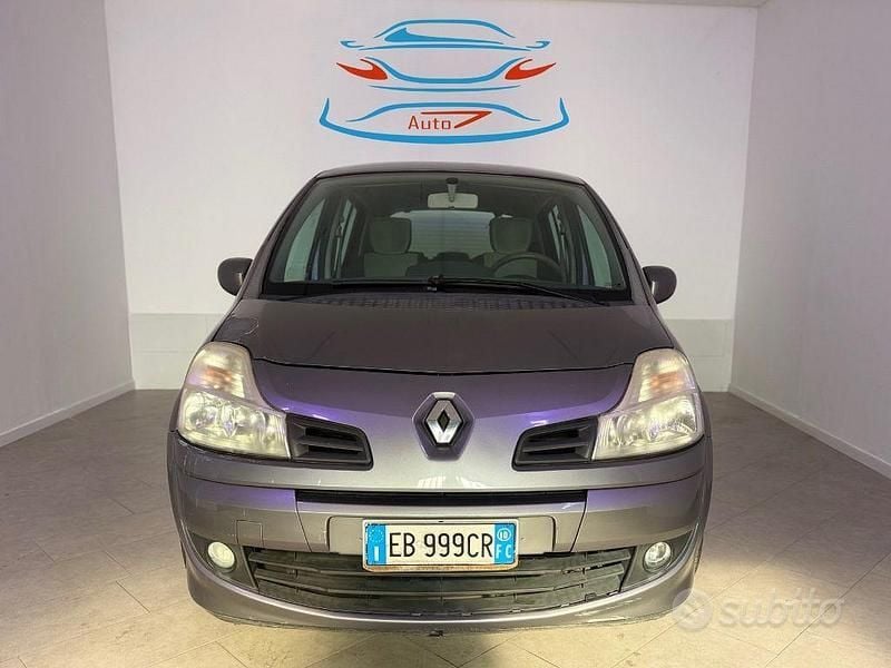 Usata Renault Grand Modus Dynamique 75 CV (55 kW) 2010 Grigio Monovolume