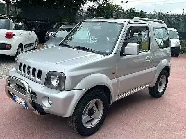 Usata Suzuki Jimny 82 CV (60 kW) 2004 SUV